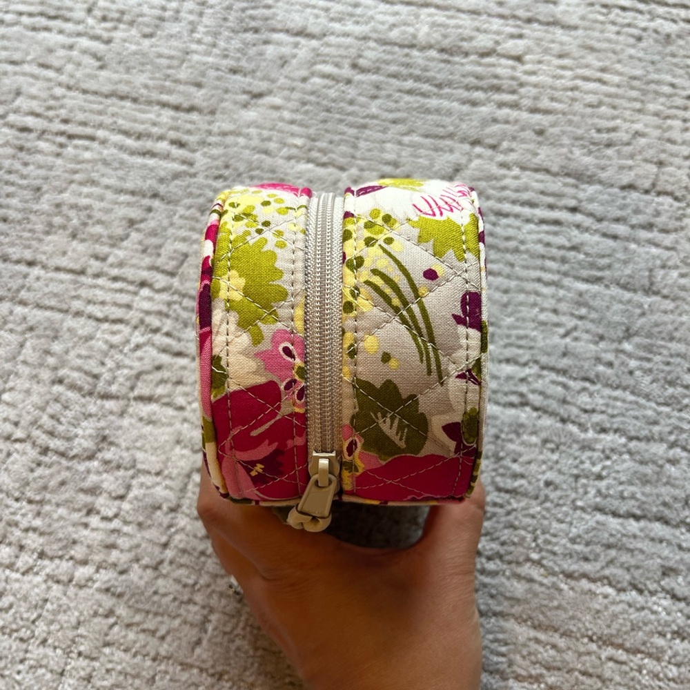 Vera Bradley Floral Quilted Jewelry Case - Picture 4 of 13